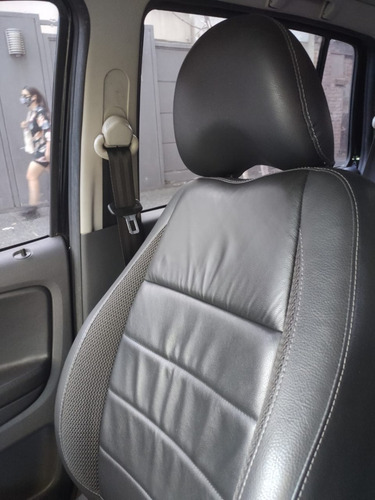 Volkswagen Suran 1.6 Highline 11d Cuero Modelo Nuevo 2010