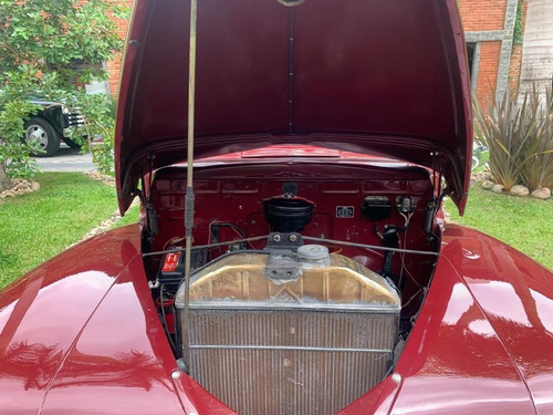 Ford De Luxe 1942 Coupê