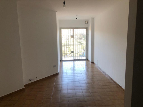 Nueva Cordoba - Externo - 2 Dorm - Balcón