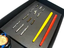Comprar Tintero Doble + 12 Plumas Especiales +2 Porta Pluma - T10