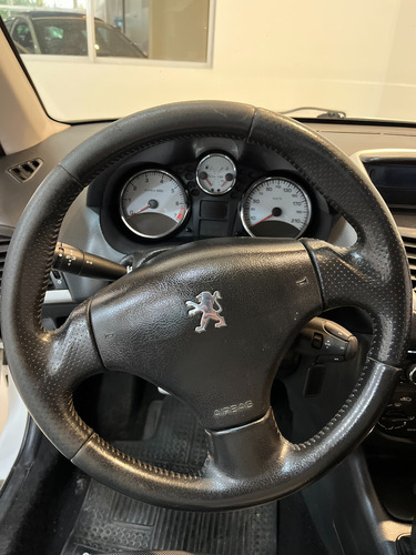 Peugeot 207 1.4 Quiksilver 75cv