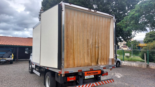 Iveco Daily 70c17 Ano 2013 Baú Refrigerado - Tk V100