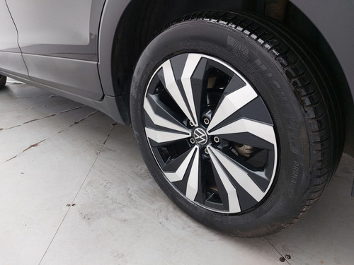 Volkswagen T-Cross 1.4 250 TSI TOTAL FLEX HIGHLINE AUTOMÁTICO
