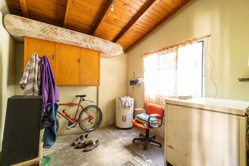 Imagen 26 de 30 de Venta De Excelente Predio En Lomas De Zamora A/c