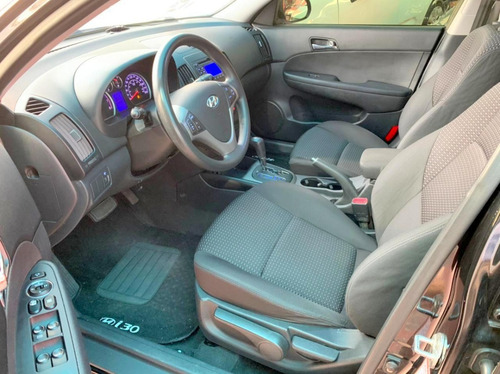 Imagem 9 de 10 de Hyundai I30 2.0 Mpfi Gls 16v Gasolina 4p Automático