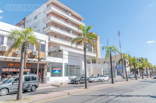 Excelente Local En Tigre Con Renta