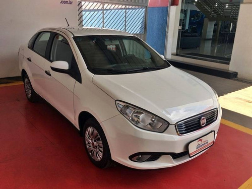 Imagem 3 de 12 de Fiat Grand Siena 1.0 Evo Flex Attractive Manual