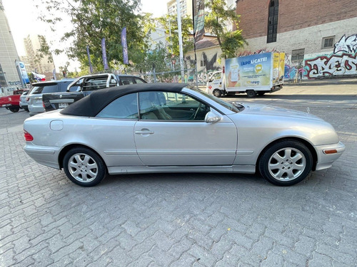 Imagen 6 de 8 de Mercedes Benz Clk 320 2010