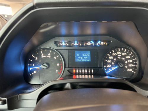 Ford F-150 5.0l Xl Doble Cabina 4x2 Mt