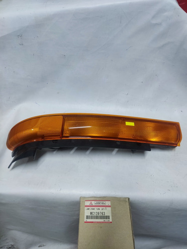 Mica Frontal De Mitsubishi Canter Original 