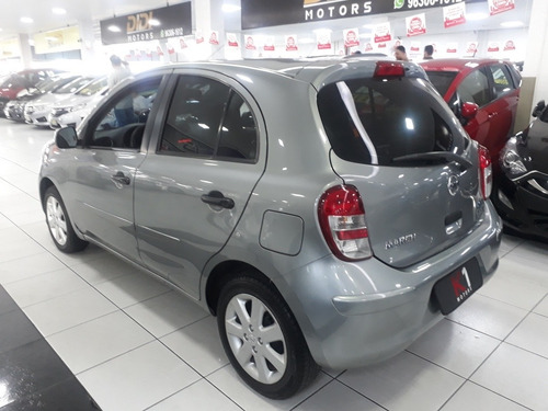 Nissan March Sv 2013 Cinza 1.6 Completo
