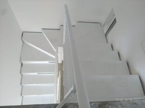 Belo Sobrado Com 2 Dormitórios À Venda, 123 M² Por R$ 430.000 - Camaquã - Porto Alegre/rs - So0152