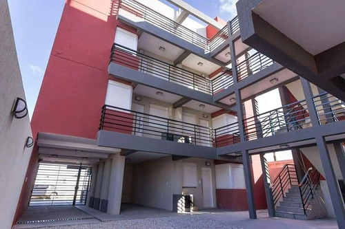 Imagen 2 de 13 de Venta Moderno Departamento 2 D Con Cochera