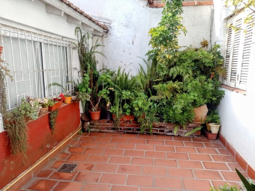 Venta Chalet 4 Ambientes, 3 Dormitorios, Garage, Patio, Parrilla Barrio Chauvin