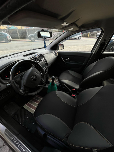 Renault Sandero 1.6 stepway