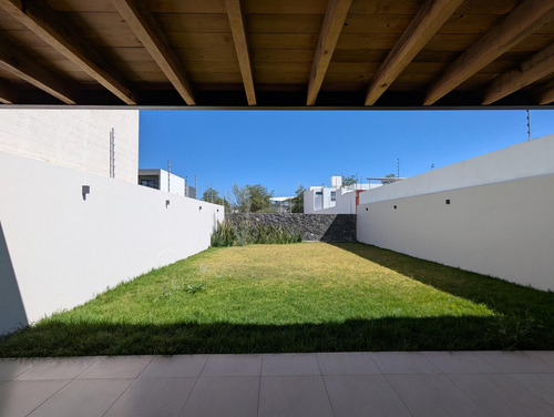 Casa En Venta Residencial La Campiña Clúster 2 León Gto