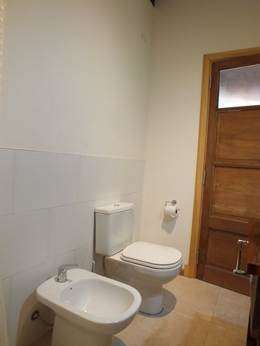 Imagen 9 de 14 de Alquiler Cabaña Bosque Peralta Ramos, Mar Del Plata