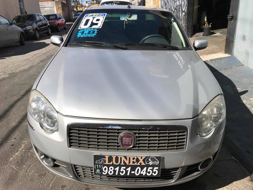 Imagem 1 de 10 de Fiat Siena 2009 1.8 Hlx Flex 4p