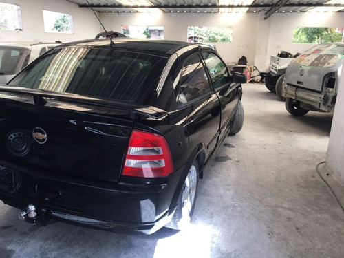 Imagem 2 de 7 de Chevrolet Astra