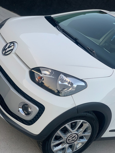 Volkswagen Cross Up Tsi Modelo Ano 2016 1.0 Flex Completo