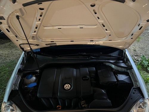 Volkswagen Vento 2.5 Advance 170cv