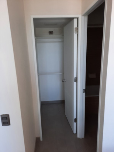 Arriendo Semi-amoblado Depto 1d+1b, Bodega, Estación Central