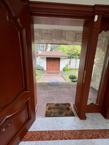 Venta De Casa En Fraccionamiento San Carlos En Metepec