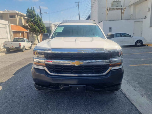 Imagen 8 de 11 de Chevrolet Silverado 2016 2p Cab Regular Ls D V6/4.3 Man