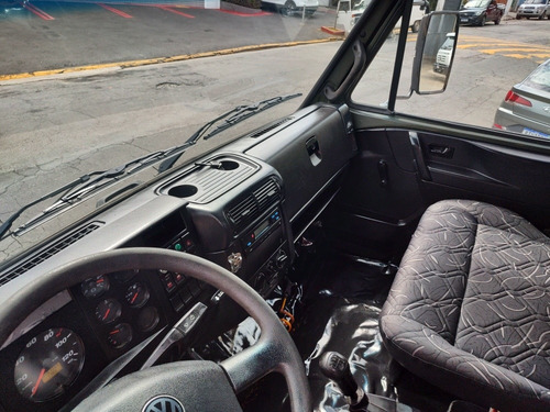 Volkswagen V W 15210 2014 4x4 Munck