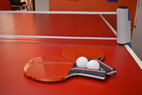 Imagen 2 de 5 de Juego De 2 Raquetas De Ping Pong Con 3 Pelotas Y Estuche