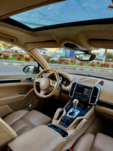 Porsche Cayenne 4.8 V8 S 5p