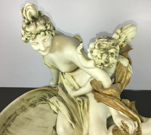 Antiguo Centro De Mesa Art Nouveau Porcelana Amphora Austria (Usado)