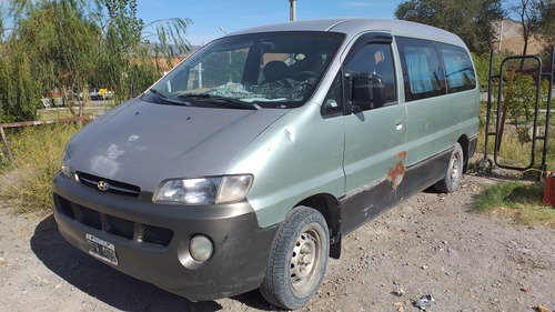 Hyundai H1 2.5 12 Pas Minibus Turbo 2000