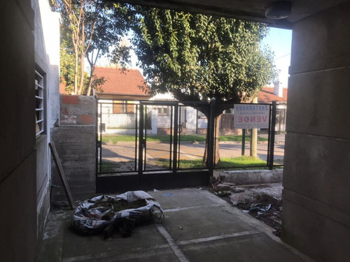 Imagen 3 de 14 de Oportunidad De Casa A Buen Precio En Una Linda Zona!!! Ph 3 Amb A Terminar En Boulogne.
