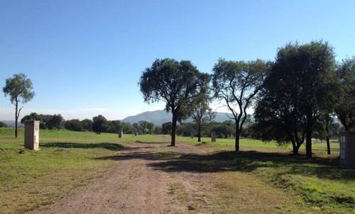 Vivi El Verde!! Lote 800m2, Listo Para Construir. Country Valle Del Golf