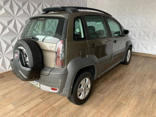 Imagem 2 de 9 de Fiat Idea 1.8 Mpi Adventure 16v Flex 4p Manual