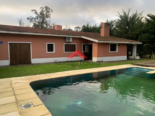 Muy Linda Casa En Punta Del Este- Ref: 6871