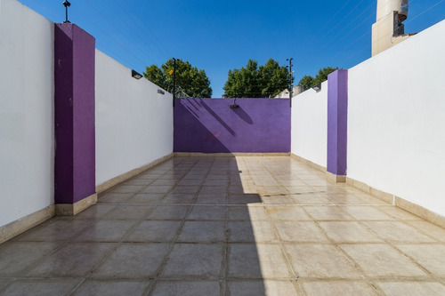 Imagen 4 de 14 de Tipo Casa 2 Amb Ctra Frente Gran Patio Parrilla Lavadero