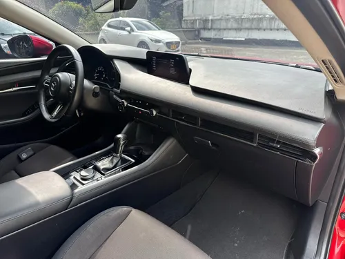 Mazda 3 2.0 Touring