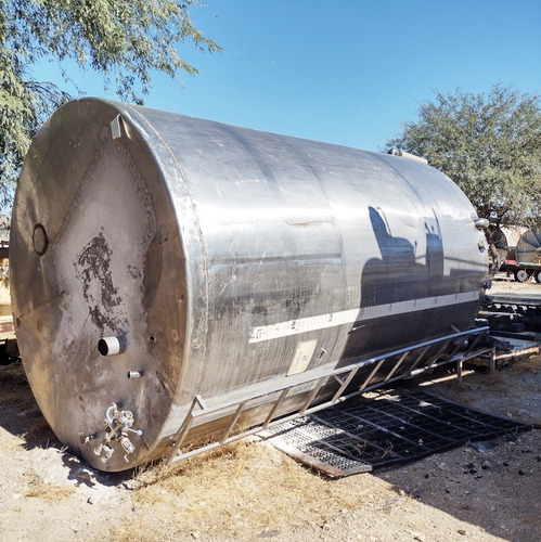Imagen 2 de 4 de Tanque De Acero Inoxidable Con Capacidad De 19,100 Litros
