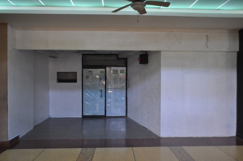 Imagen 1 de 8 de Local En Venta, Cc Las Virtudes, Planta Baja. (87.76 M2)