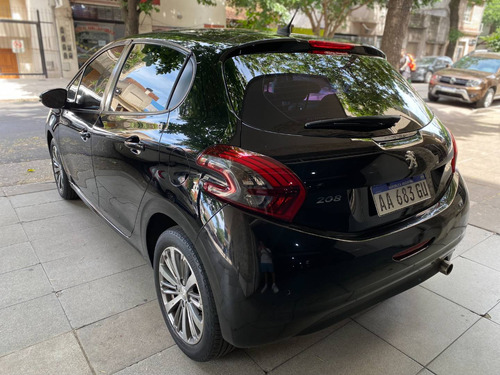 Imagen 7 de 15 de Peugeot 208 1.6 5p Allure 2016