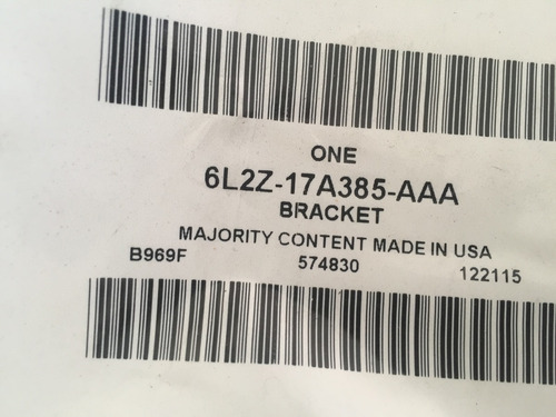 Portaplaca, Ford Explorer (06-10). Original 6l2z-17a385-aaa