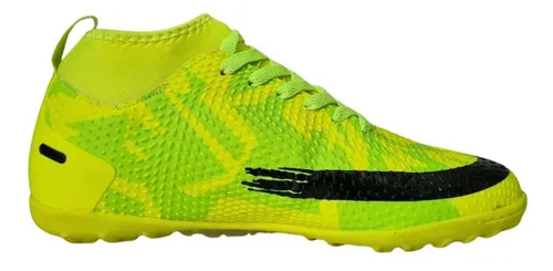 Tenis De Fútbol Infantiles Estilo En El Campo