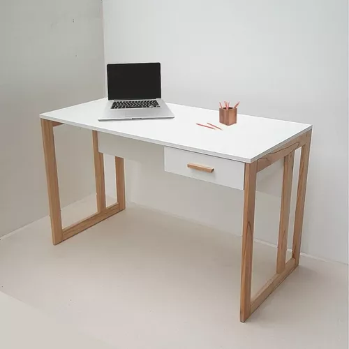 Nuevo escritorio nórdico laqueado 😍😍😍 Mide 120x50 cm y es MUY LINDO!!!  Podes tenerlo con entrega inmediata!…