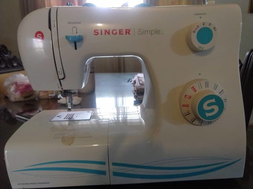 Maquina De Coser Singer Simple