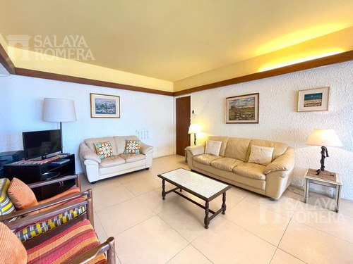 Imagen 4 de 11 de Venta Departamento - 2 Dormitorios 2 Baños - Península - Gorlero Ref:4027219