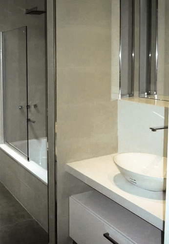 Mesada Silestone Blanco Zeus, Baño Toilette - Forma Y Diseño