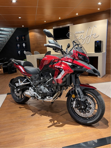 Imagen 11 de 15 de Benelli Trk 502