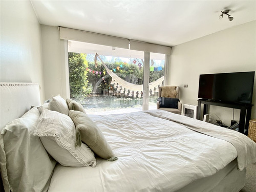 Departamento En Venta 2 Dorm. Con Jardín En Vitacura